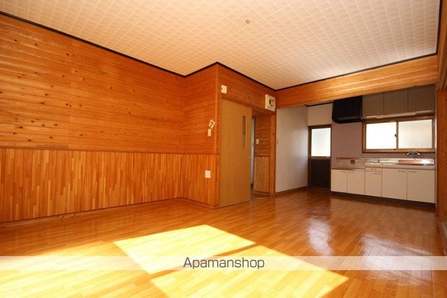 都城市 1階建 築27年の内装写真