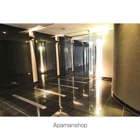 コンフォリア北参道の外観写真