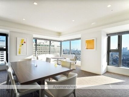 ウエストパークタワー池袋[2LDK/57.82m2]の共用部7