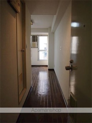 ソフトタウン赤坂[1R/15.52m2]の玄関