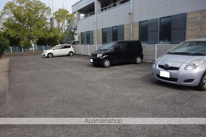 コーポ鎌田Ｂ[2DK/35.44m2]の駐車場