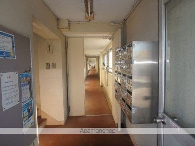 ビレッジハウス上木戸1号棟の玄関写真