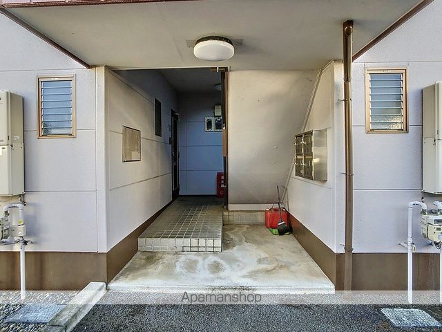 ベストハイツ岳陽の玄関写真