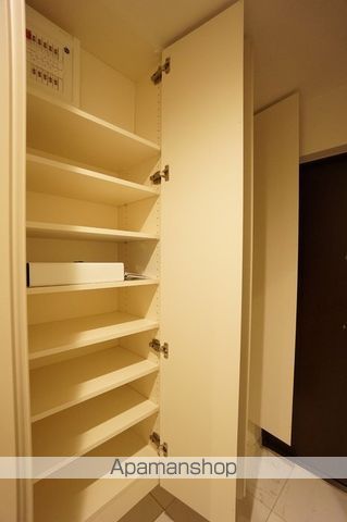 ロイヤルパークスER万代の内装写真