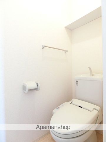 サープラスの内装写真