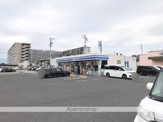 オリンピアDの周辺写真