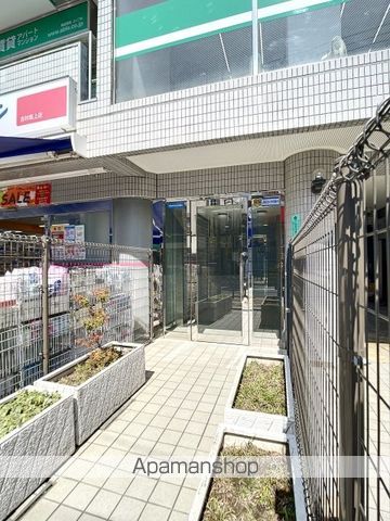 21オギサカ志村坂上の玄関写真
