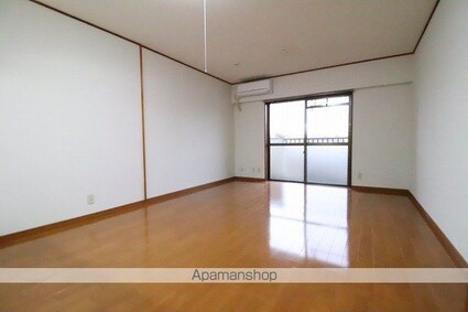 尾崎レジデンス[2LDK/51.97m2]のリビング・居間