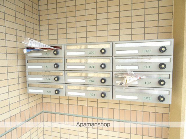 バロンウィズIの玄関写真