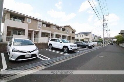 プランドール[1LDK/32.44m2]の駐車場2