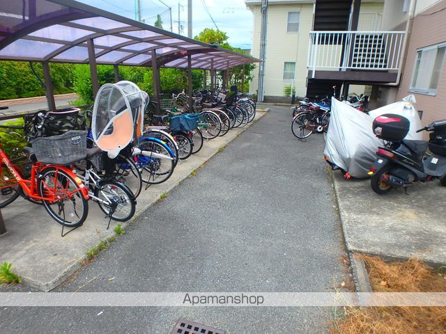 エステートピア小林の玄関写真