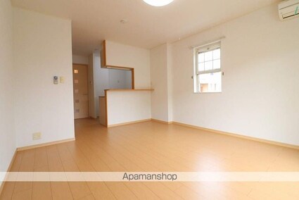 フリーデ・ポライトリー[1R/32.9m2]のリビング・居間