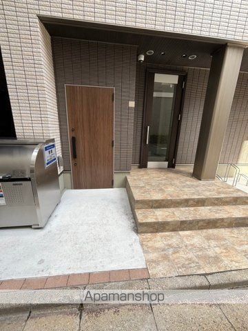 メゾンド ミエールの玄関写真