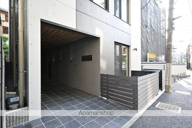 ESーGRANDE文京白山の玄関写真