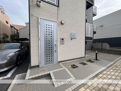 レオパレスシュペリュール[1K/19.87m2]のエントランス