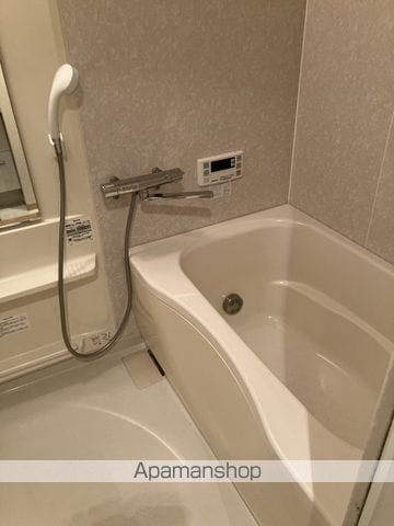 コンフォール八番の内装写真
