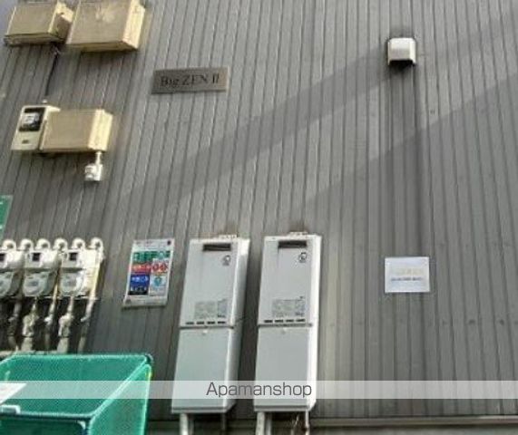 ビッグゼンIIの玄関写真