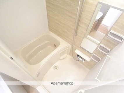 東京都八王子市高尾町[1K/27.29m2]のバス