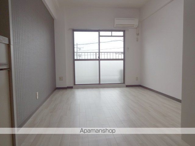 ホワイトパレス岬町の内装写真