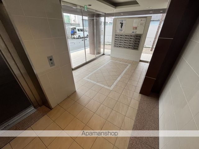 FORTUNA北梅田の玄関写真