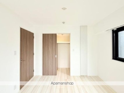 Ｓｏｌａｓｔ　Ｓｑｕａｒｅ綾瀬[2LDK/56.84m2]のリビング・居間8