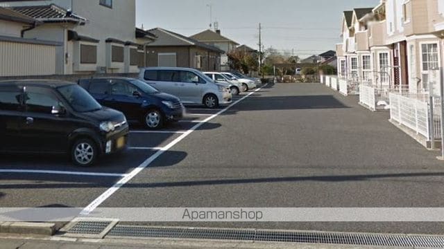 アヴニールＡ[3LDK/65.57m2]の駐車場2