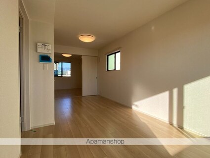 レッド　スイートピーⅡ[2LDK/59.55m2]のリビング・居間