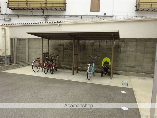 和歌山県和歌山市紀三井寺[3LDK/79.86m2]の共用部