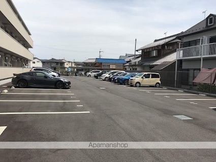 Ｂｌｅｚｉｏ７[1LDK/42.54m2]の駐車場1