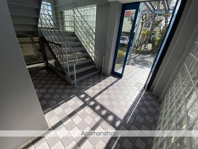 プライムアークの玄関写真