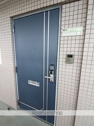 福島県郡山市小原田３丁目[2LDK/66.87m2]のエントランス