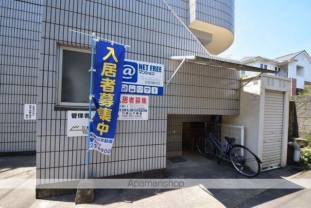 セレクトエイトの玄関写真