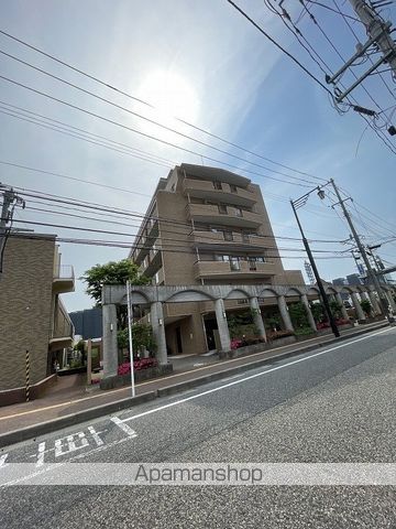 アパガーデンコート万代の外観写真