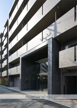 東京都墨田区立花３丁目[2DK/41.44m2]のエントランス