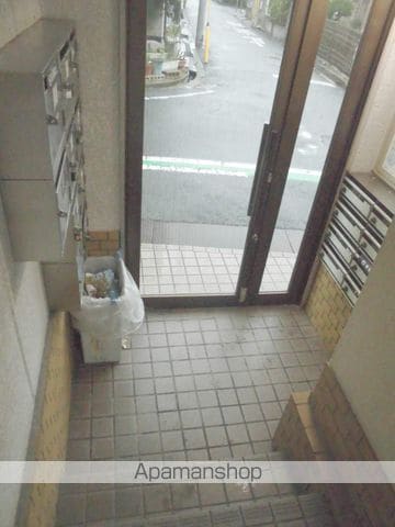 メゾンなかの玄関写真