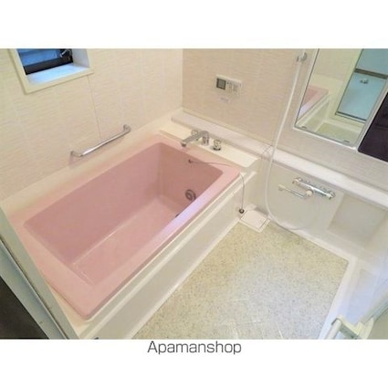 東京都港区元麻布３丁目[2LDK/63.5m2]のバス