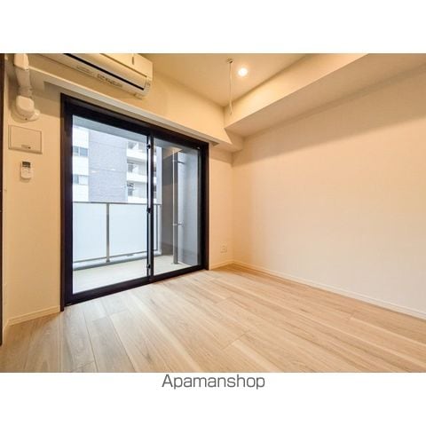 シーズンフラッツ渡辺通の内装写真