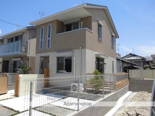 近鉄京都線 寺田駅 徒歩6分 2階建 築10年の外観写真