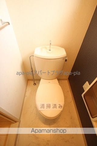 メゾネット三番館の内装写真