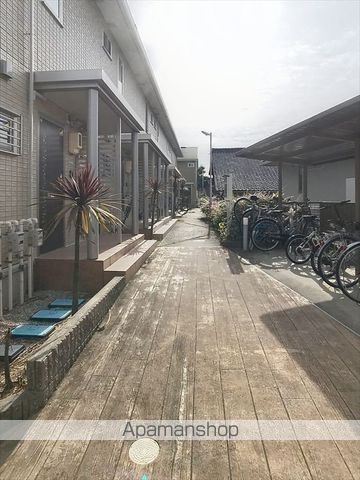 ヴィラ小山 Bの玄関写真
