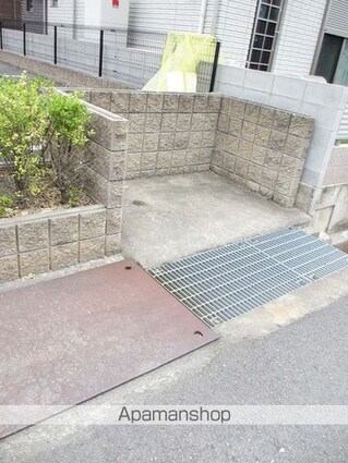 和歌山県和歌山市田尻[1K/24.84m2]の共用部2