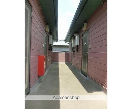 ロフティーティムール[1R/13.66m2]のエントランス