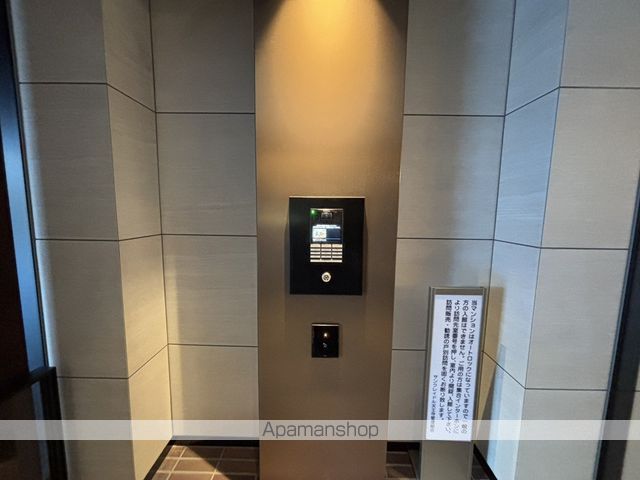 サンクレイドル天王寺の玄関写真