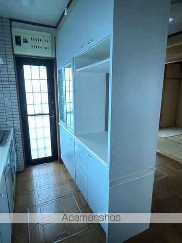浜松市中央区 2階建 築32年の内装写真