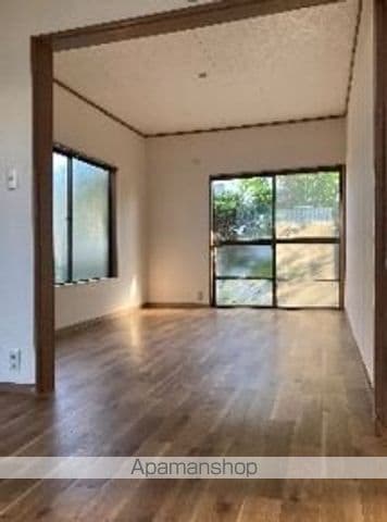 伊勢原市沼目戸建の内装写真