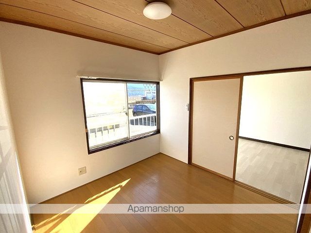 ラ・ルーナの内装写真
