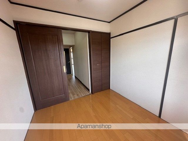 プレジデントタカヤの内装写真