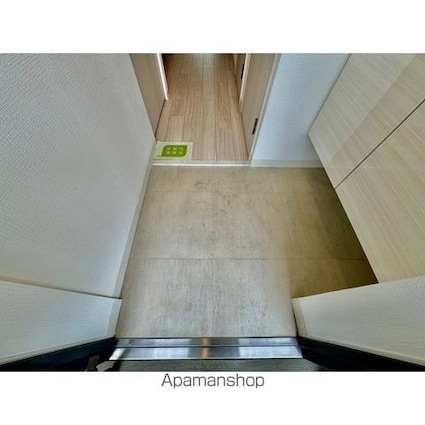 エスリード名城公園プライム[1K/25.36m2]の玄関1