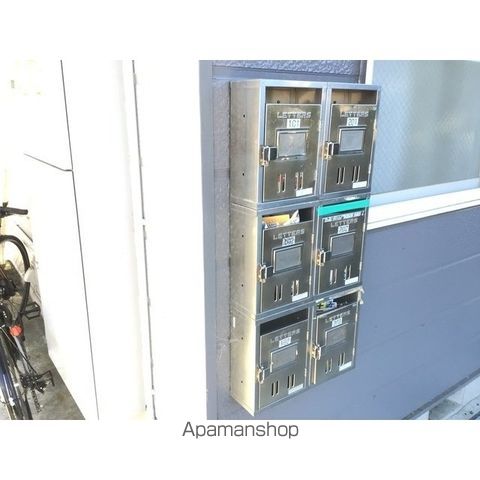 サンハイツ渡辺Bの玄関写真