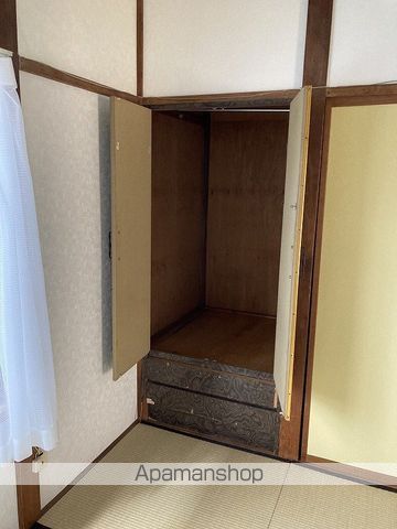 真砂貸家の内装写真